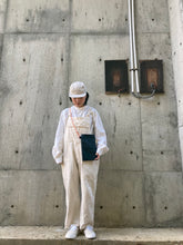 Load image into Gallery viewer, Mini bag shoulder (dark blue body and orange string)